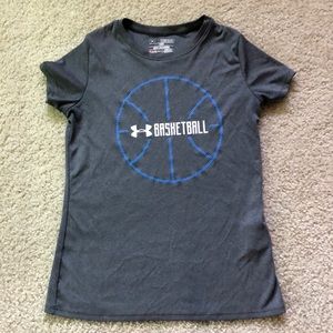 Under Armour heat gear gray active shirt with blue polka dot basketball and logo